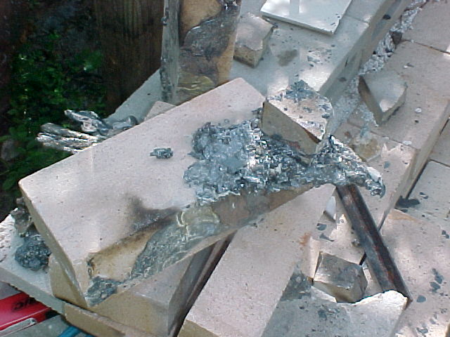 copper slag on firebrick.jpg